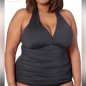 La Blanca Women's Island Goddess Halter Tankini Swim Top